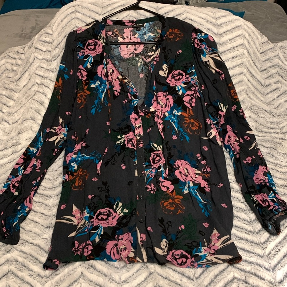 Torrid light weight blouse Size1